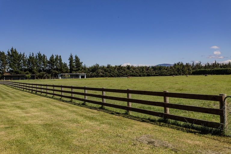 Photo of property in 53 Swamp Road, Loburn, Rangiora, 7472