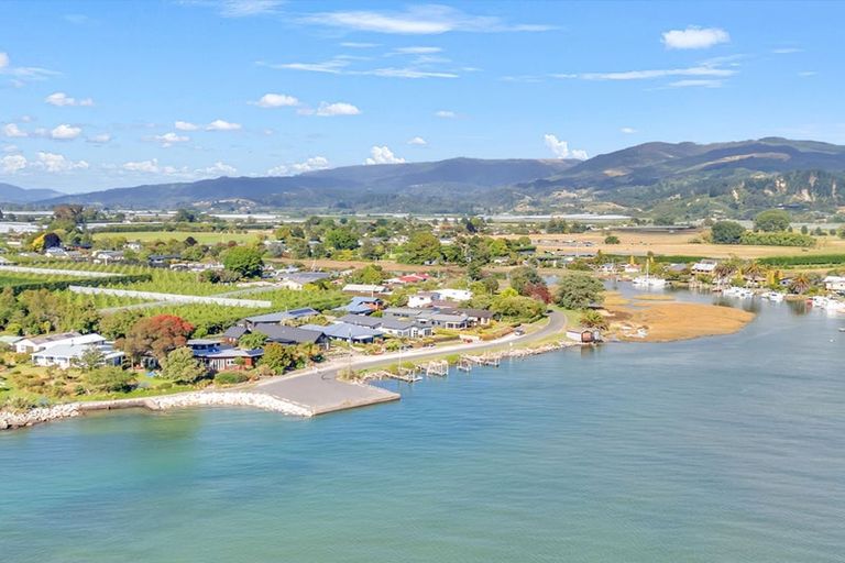 Photo of property in 40 Wharf Road, Riwaka, Motueka, 7198
