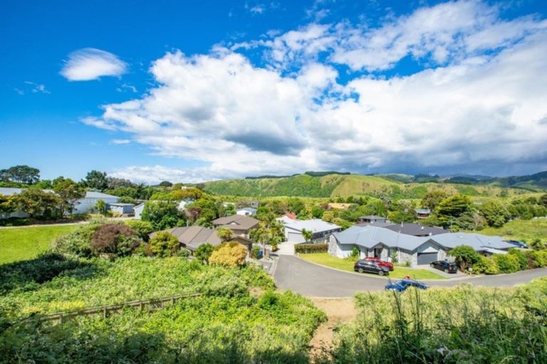 Photo of property in 28 Rainbow Court, Raumati South, Paraparaumu, 5032