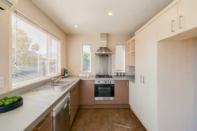 Photo of property in 17 Beechwood Drive, Northwood, Christchurch, 8051