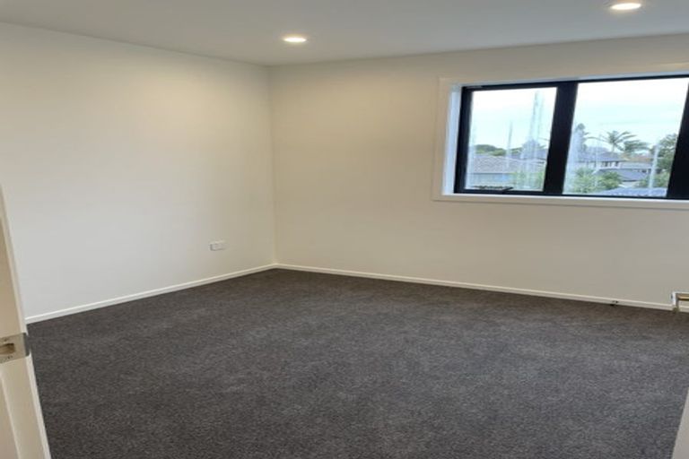 Photo of property in 7/63 Taikata Road, Te Atatu Peninsula, Auckland, 0610