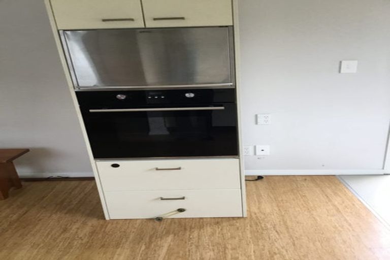 Photo of property in 1/30 Salisbury Road, Birkdale, Auckland, 0626