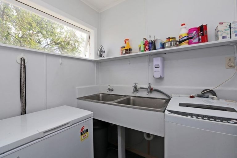 Photo of property in 401 Huia Place, Camberley, Hastings, 4120