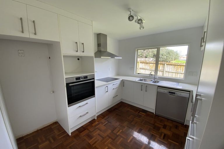 Photo of property in 5/26 Roanoke Way, Albany, Auckland, 0632