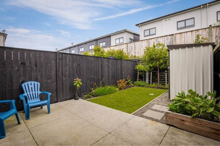 Photo of property in 19b O'meara Street, Swanson, Auckland, 0614