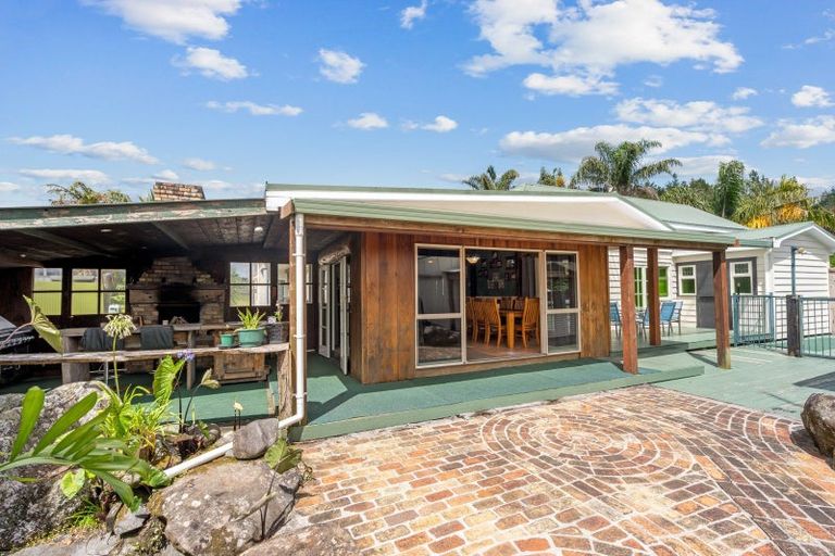 Photo of property in 18 Waro Drive, Hikurangi, 0114