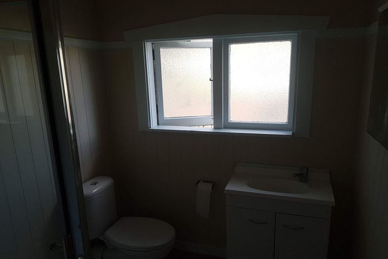 Photo of property in 11 Dallas Street, Riccarton, Christchurch, 8041