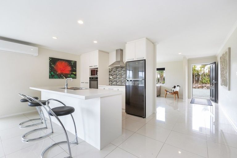 Photo of property in 38 Daniel Parade, Mangawhai, Wellsford, 0975