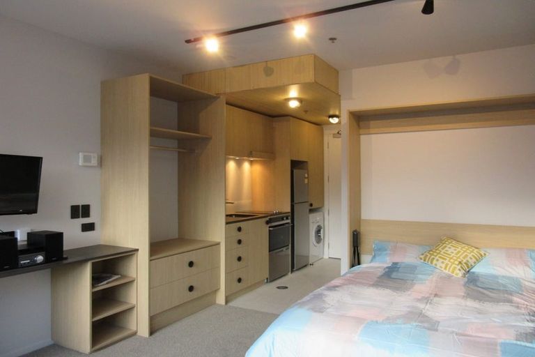 Photo of property in Vedado Apartments, 302/41 Hopper Street, Mount Cook, Wellington, 6011