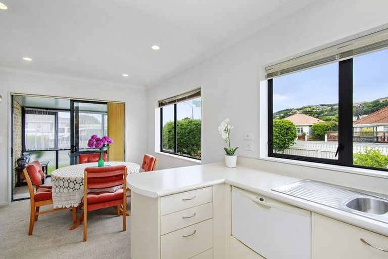 Photo of property in 1/157 Main Road, Tawa, Wellington, 5028