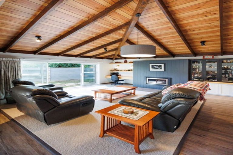 Photo of property in 12 Truscott Grove, Awapuni, Palmerston North, 4412