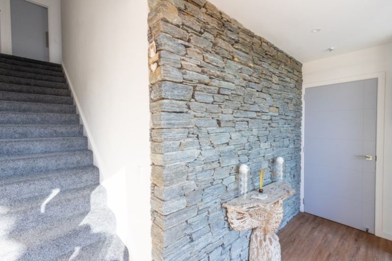 Photo of property in 2/27 Rannoch Drive, Jacks Point, Queenstown, 9371