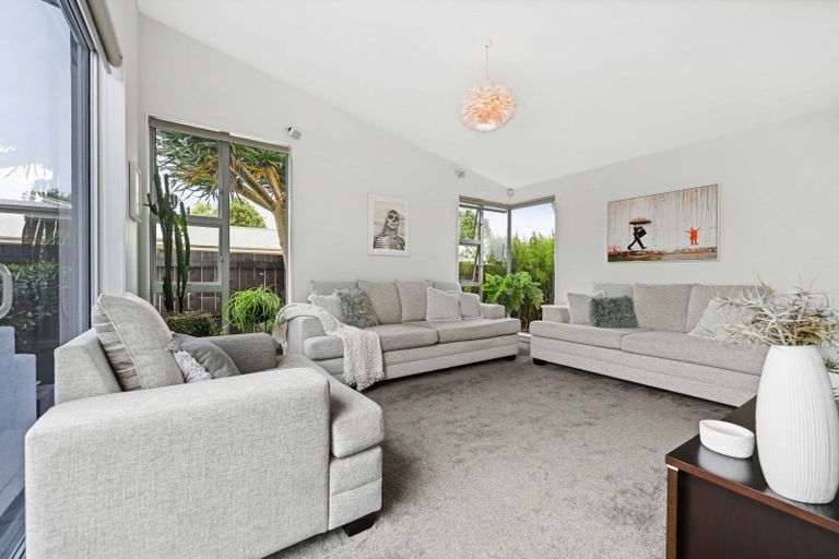 Photo of property in 12 Cumbria Way, Hamilton East, Hamilton, 3216