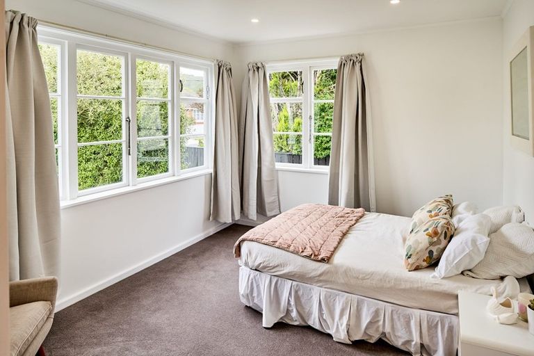 Photo of property in 9 Hunter Street, Taita, Lower Hutt, 5011