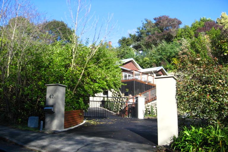 Photo of property in 42b Valley Road, Cashmere, Christchurch, 8022