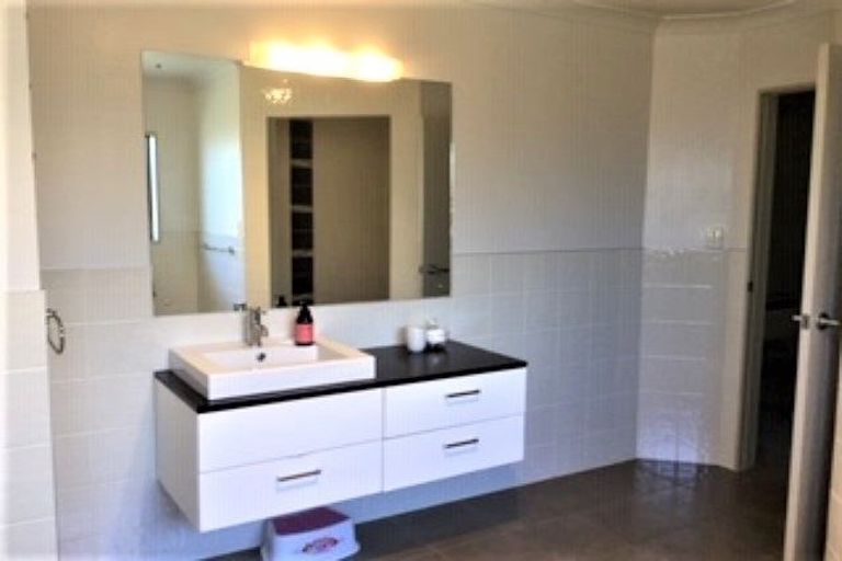 Photo of property in 49 Alva Glen Place, Pyes Pa, Tauranga, 3112