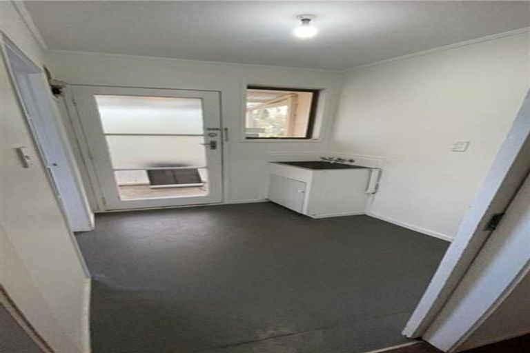Photo of property in 5a Cherry Tree Place, Massey, Auckland, 0614