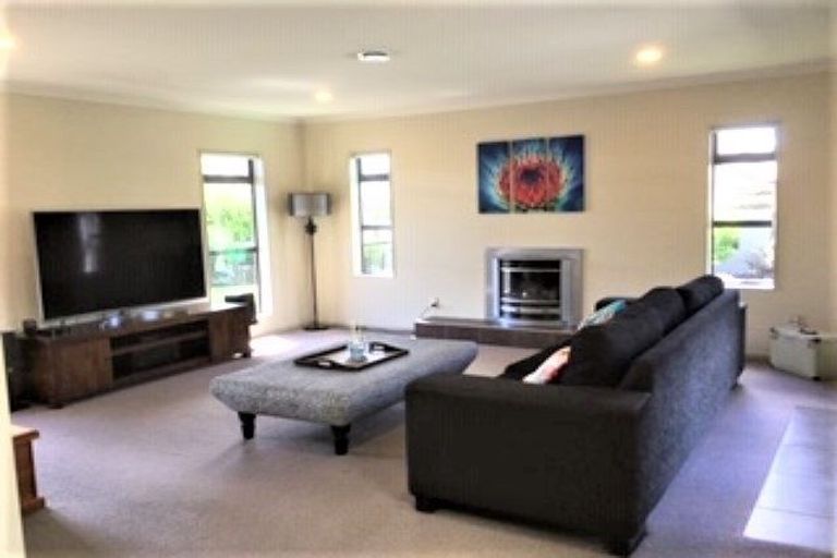 Photo of property in 49 Alva Glen Place, Pyes Pa, Tauranga, 3112