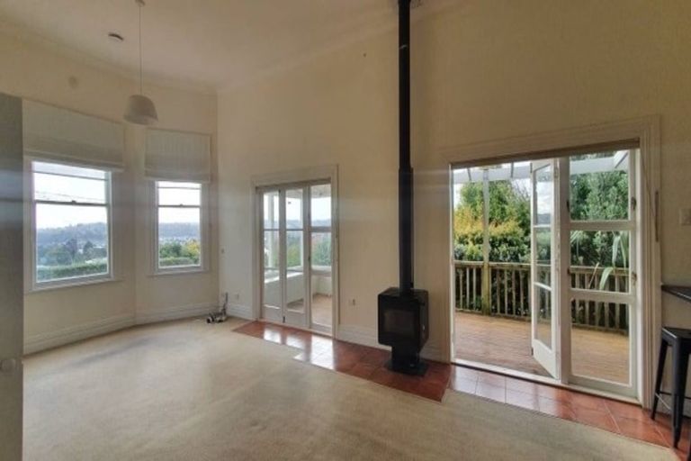 Photo of property in 7 Hipango Terrace, Durie Hill, Whanganui, 4500