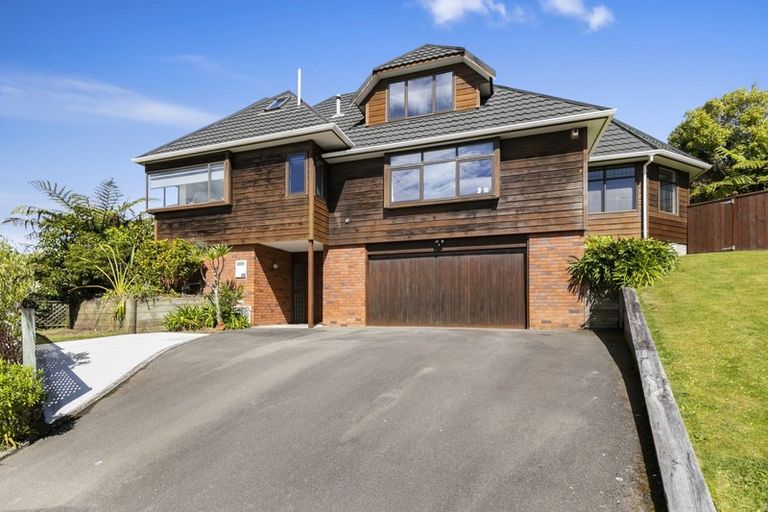 Photo of property in 5 Avonlea Grove, Belmont, Lower Hutt, 5010