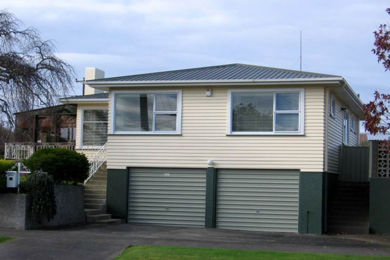 Photo of property in 14 Slacks Road, Awapuni, Palmerston North, 4412