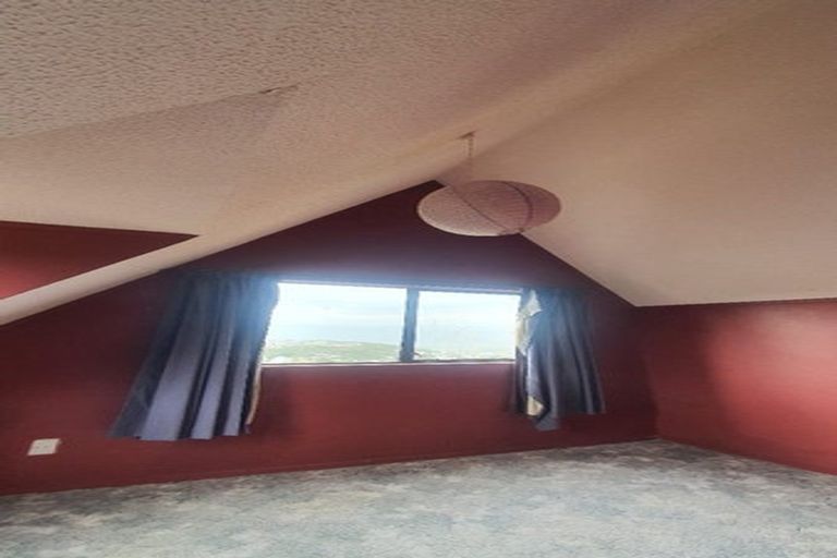 Photo of property in 1/6 Jasmine Grove, Maungaraki, Lower Hutt, 5010