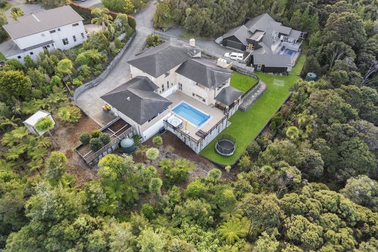 Photo of property in 194 Greenhithe Road, Greenhithe, Auckland, 0632