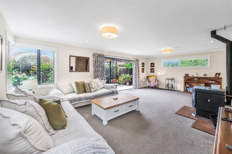 Photo of property in 34 Royleen Street, Casebrook, Christchurch, 8051