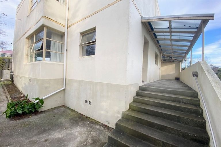 Photo of property in 6 Cossens Street, Balclutha, 9230