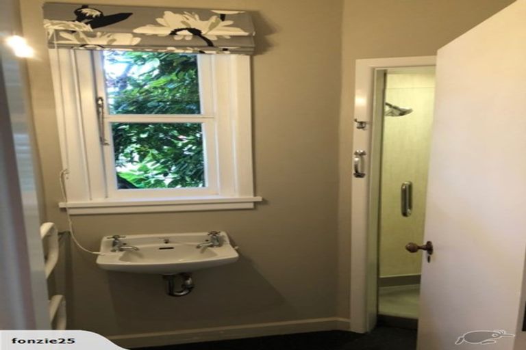 Photo of property in 112 Park Terrace, Christchurch Central, Christchurch, 8013