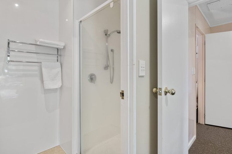 Photo of property in 14 Tangitu Street, Motuoapa, 3382