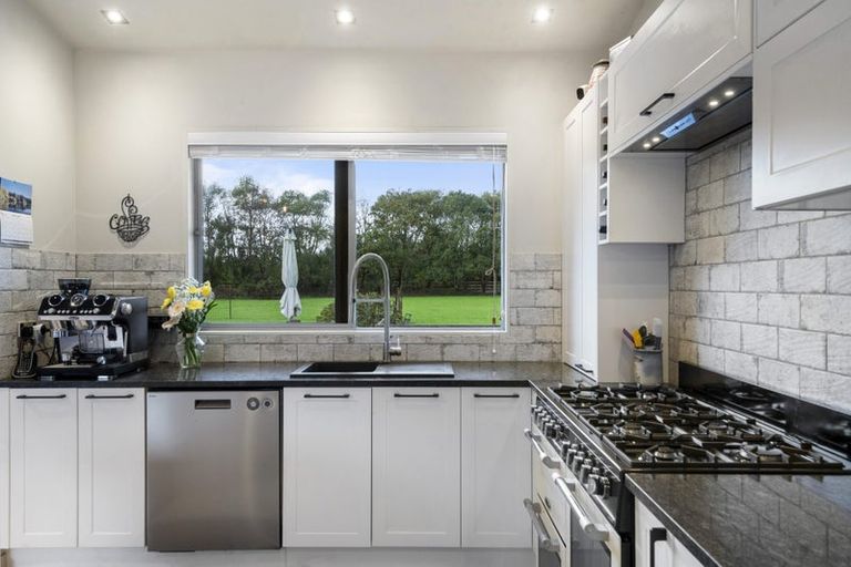 Photo of property in 514 Waitoki Road, Wainui, Silverdale, 0994