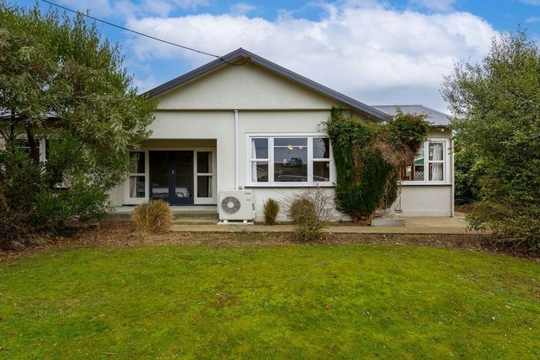 Photo of property in 6 Paul Street, Waimate, 7924