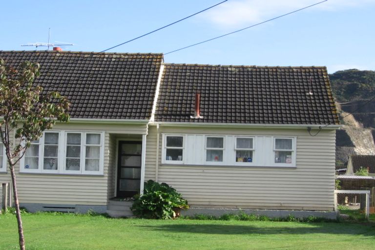 Photo of property in 31 Biddle Crescent, Taita, Lower Hutt, 5011