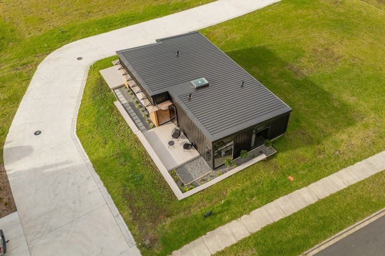 Photo of property in 11 Pinnacles Lane, Pauanui, 3579