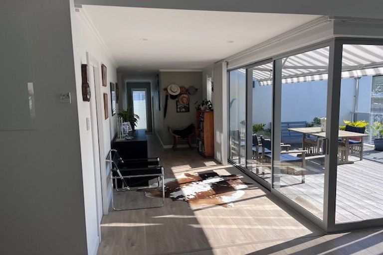 Photo of property in 79 Charles Street, Westshore, Napier, 4110