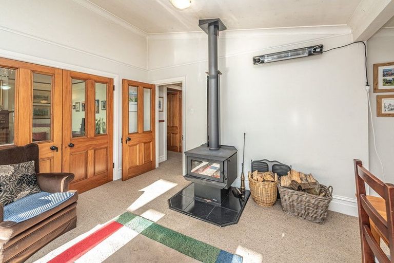 Photo of property in 5 Argyle Street, Whanganui, 4500