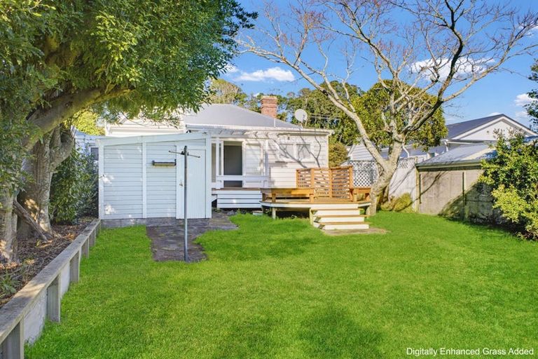 Photo of property in 131 Lemon Street, New Plymouth, 4312