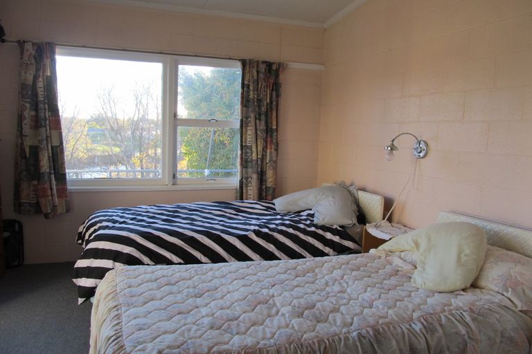 Photo of property in 21 Earnscleugh Road, Bridge Hill, Alexandra, 9320