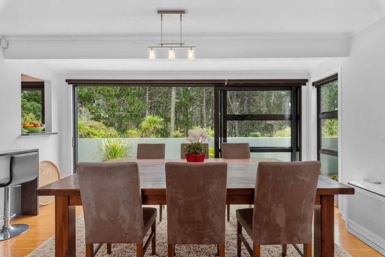 Photo of property in 1/34 Aberdeen Road, Campbells Bay, Auckland, 0620