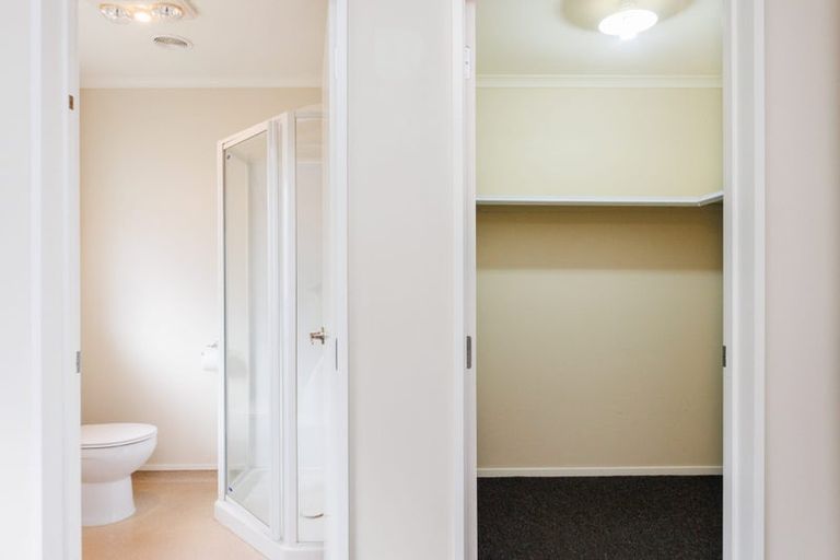 Photo of property in 33 Masefield Terrace, Kelvin Grove, Palmerston North, 4414