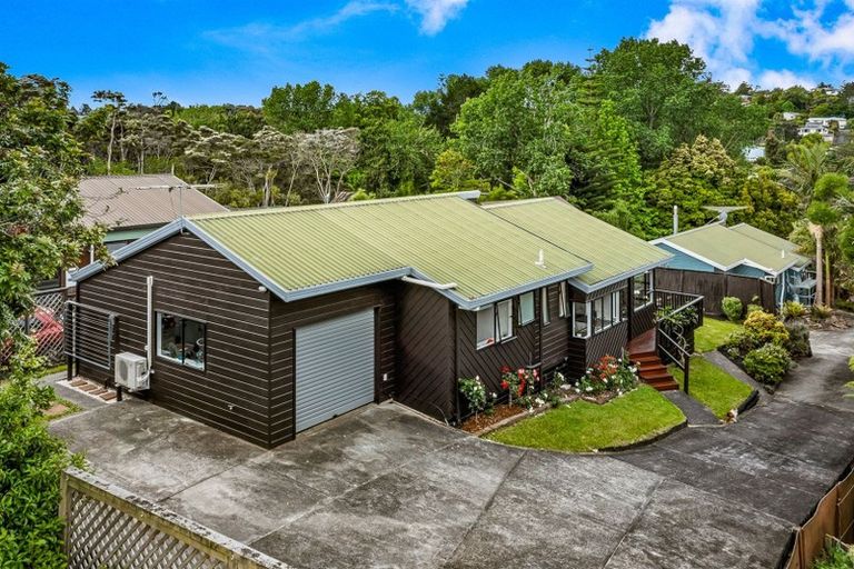 Photo of property in 70b Gledstane Road, Stanmore Bay, Whangaparaoa, 0932