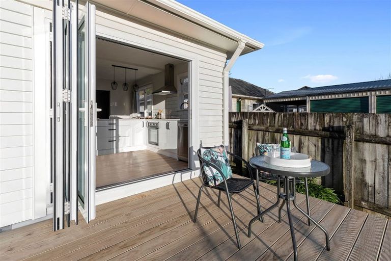 Photo of property in 58 Coast Road, Wainuiomata, Lower Hutt, 5014