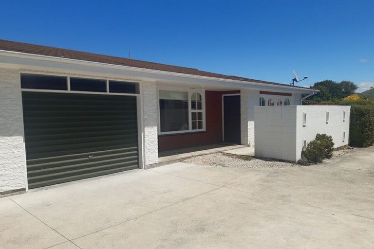 Photo of property in 1/222 Waimairi Road, Ilam, Christchurch, 8041