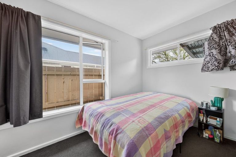 Photo of property in 1/30 Coniston Avenue, Ilam, Christchurch, 8041