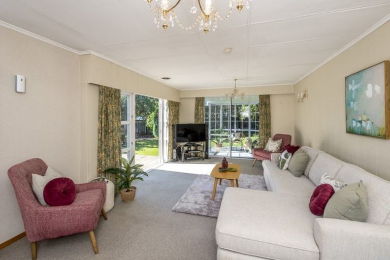 Photo of property in 14 Glen Street, Levin, 5510