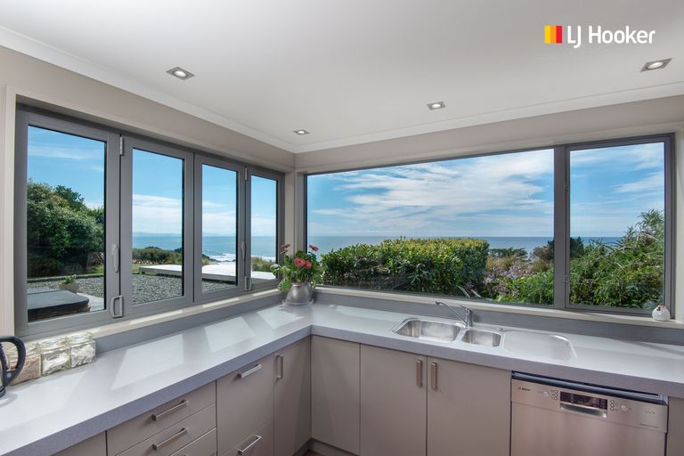 Photo of property in 966 Taieri Mouth Road, Kuri Bush, Brighton, 9091