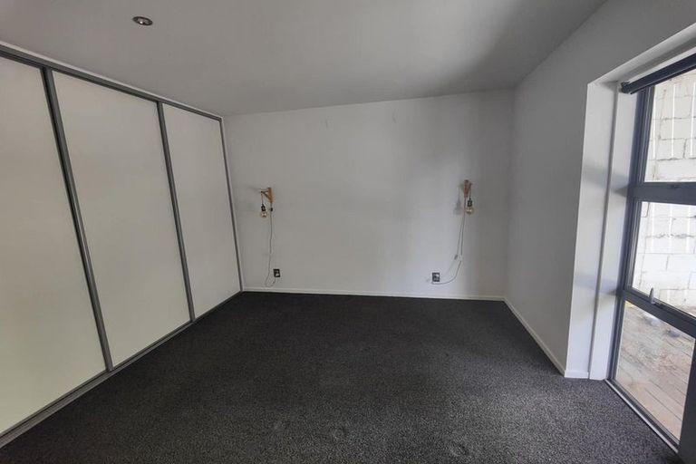 Photo of property in 2/146 Soleares Avenue, Mount Pleasant, Christchurch, 8081