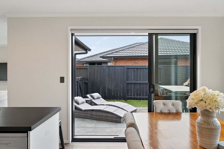 Photo of property in 18 Centaine Way, Papamoa Beach, Papamoa, 3118