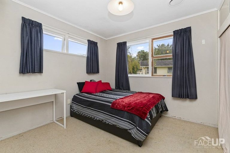 Photo of property in 13 Parma Place, Henderson, Auckland, 0612